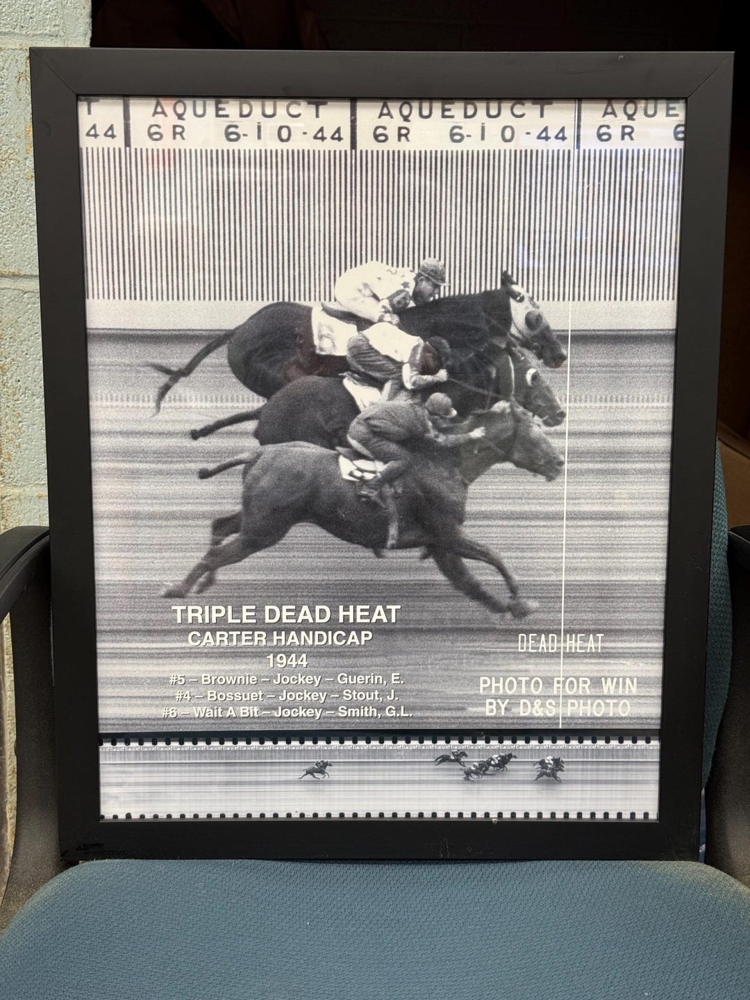 Triple dead heat took place at Aqueduct Racetrack in 1944 - New York