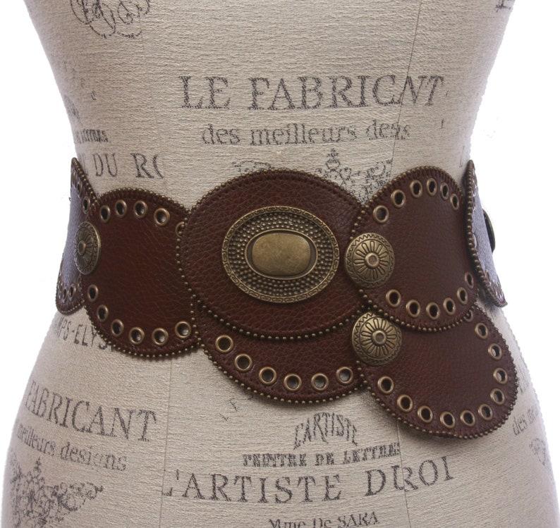 3 1/4 Wide High Low Waist Oval Disc Western Cowboy Cowgirl Boho Concho Vintage Leather Disk Link Fashion Belt Brown/Antique Brass