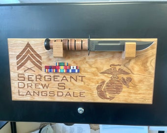 KBAR Knife Display