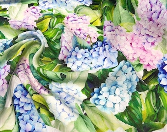 Tessuto di lino italiano tagliato su misura con stampa floreale di ortensie, tessuto alla moda con fiori rosa e blu per cucire prendisole, gonna, camicia, tailleur