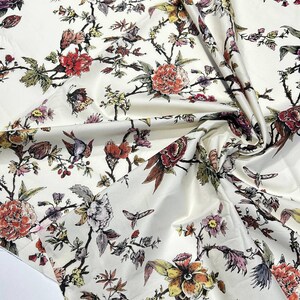 Tessuto di cotone italiano tagliato su misura con stampa di fiori e uccelli, tessuto di cotone di alta qualità con stampa floreale per abiti estivi immagine 7