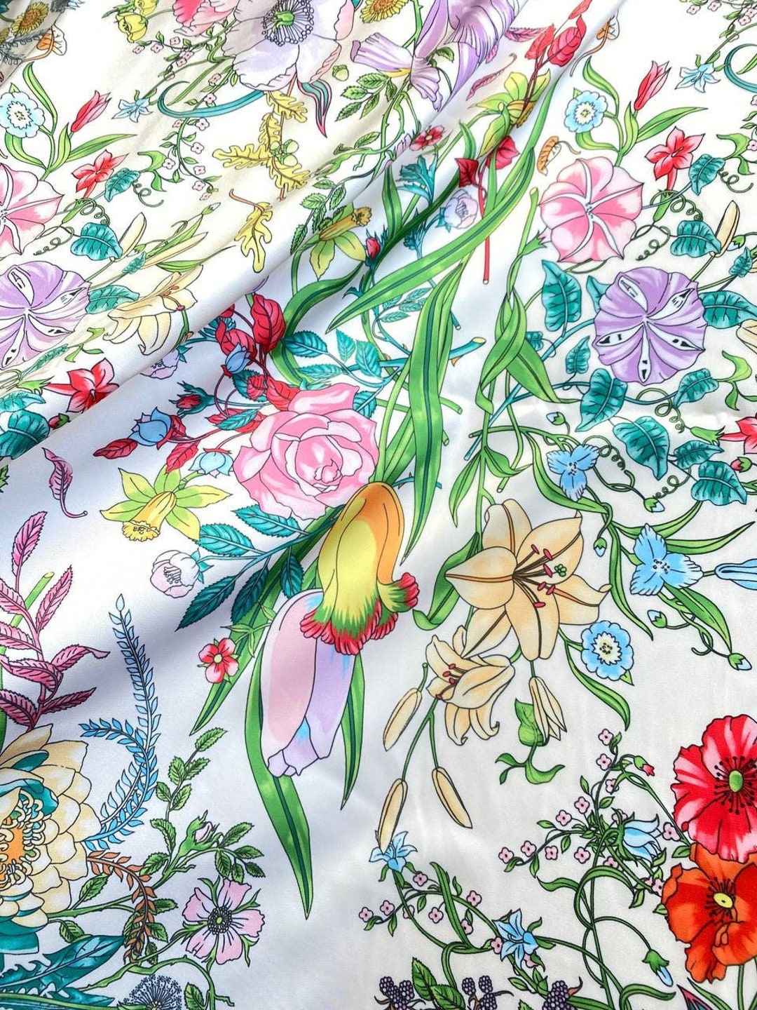 Graceful Floral Art Silk Fabric
