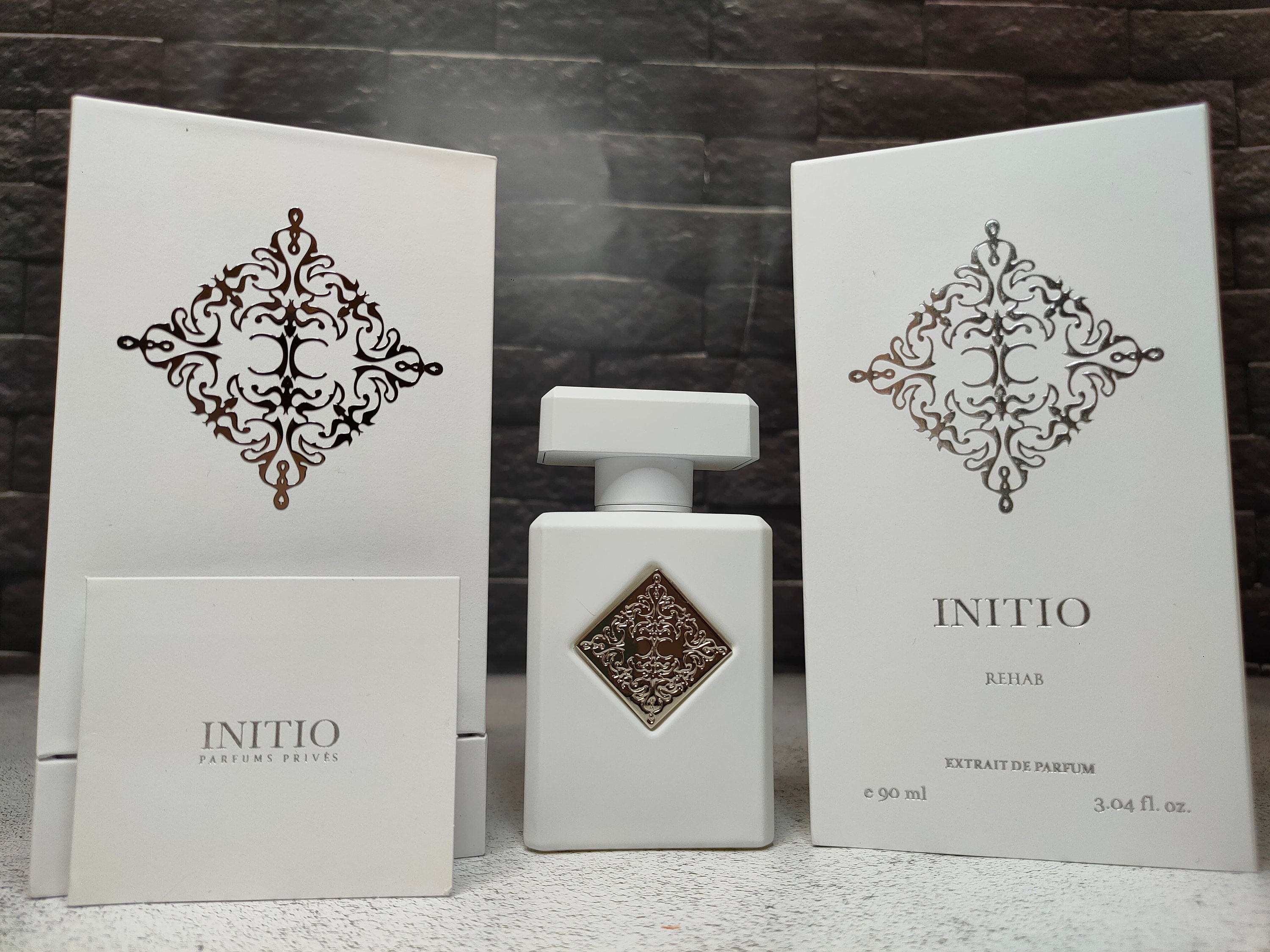 Рехаб духи инитио. Духи Initio Parfums prives Rehab. Initio Parfums prives Rehab EDP, 90 ml. Musk Therapy Initio Parfums. Инитио парфюм отзывы