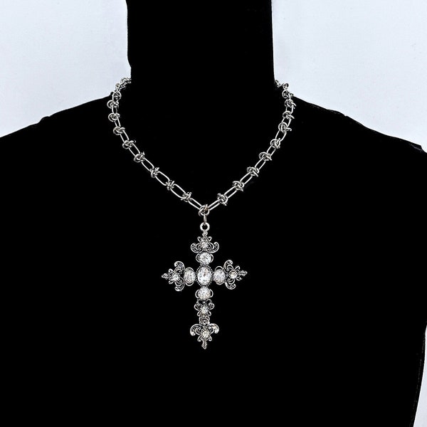 ANGÉLIQUE --- High Quality Stainless Steel Barbed Wire Cross Charm Necklace