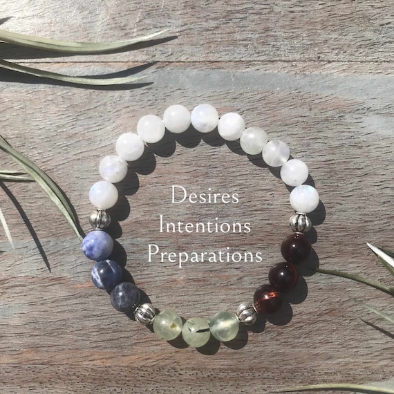 Rainbow Moonstone Bracelet For Intention Healing Crystals Protection Red Tiger Eye Sodalite Prehnite Bracelet Lunar Phase Crystal Bracelet