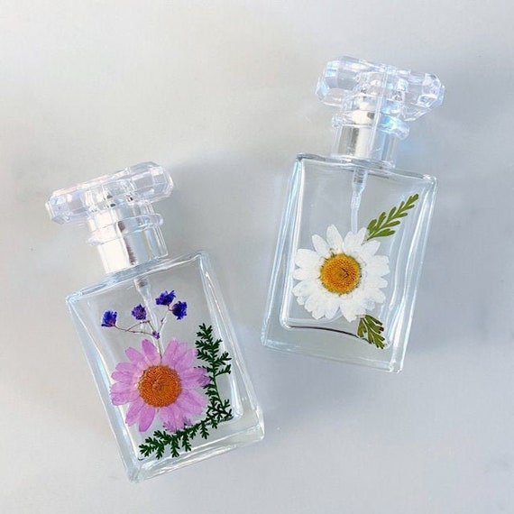 30ml Perfume Bottle With Real Dried Flower Design 