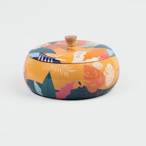 Handmade Tropical Round Wooden Casserole with Lid | Carved Wood Casserole | Rustic Serveware for Dining & Kitchen Decor
