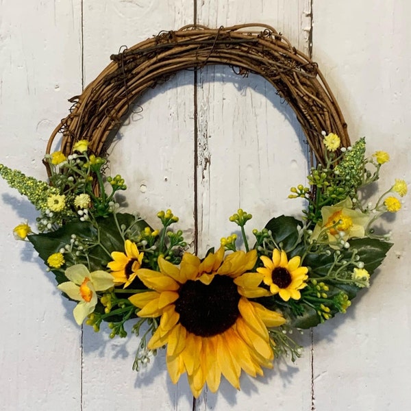 Sunflower wreath | front door wreath | summer wreath | handmade wreath
