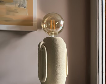 Weiße Tischlampe, große Keramiklampe, handgefertigte Keramiklampe, Zen-Schreibtischlampe, Geschenk zur Wohnungserwärmung