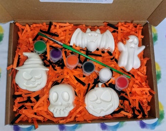 Paint Your Own Halloween Set. Halloween activity. Ceramic craft kit. Children's Painting Kit.