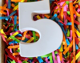Magnet: Paint Your Own Age. children's party gift, party bag filler
