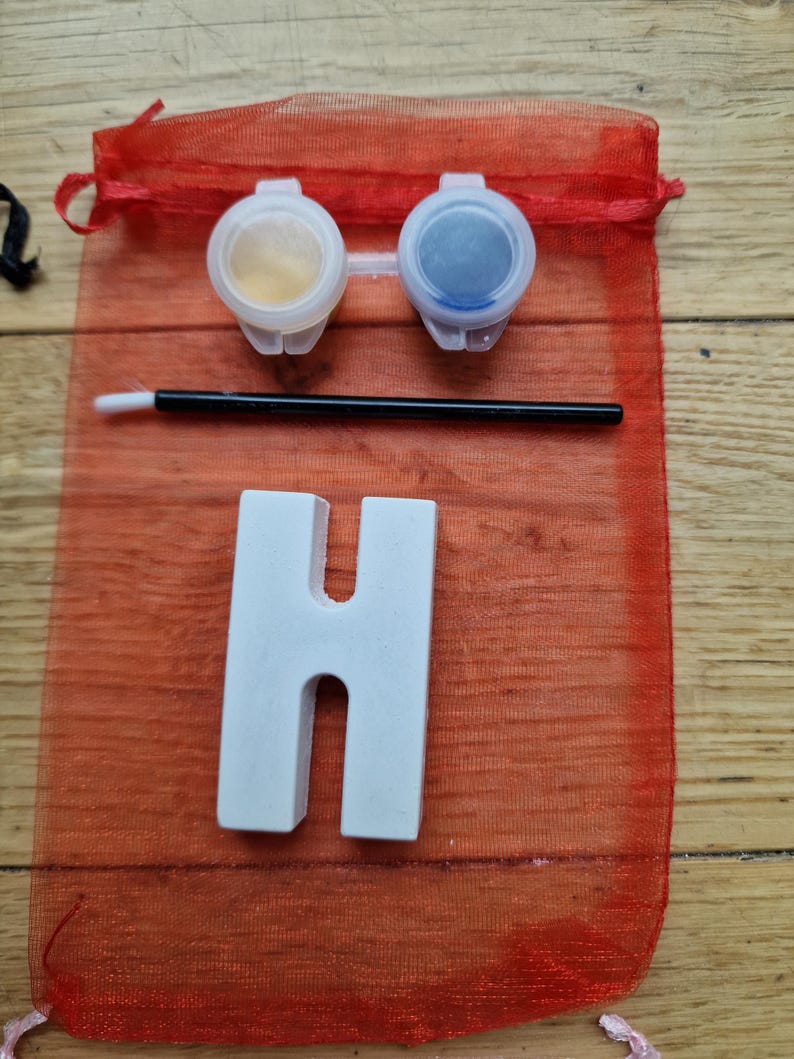 Paint Your Own Initial Bag. Personalised Party Bags, Party Pack, kids craft kit, children's party gift, party bag filler, party favour Primary