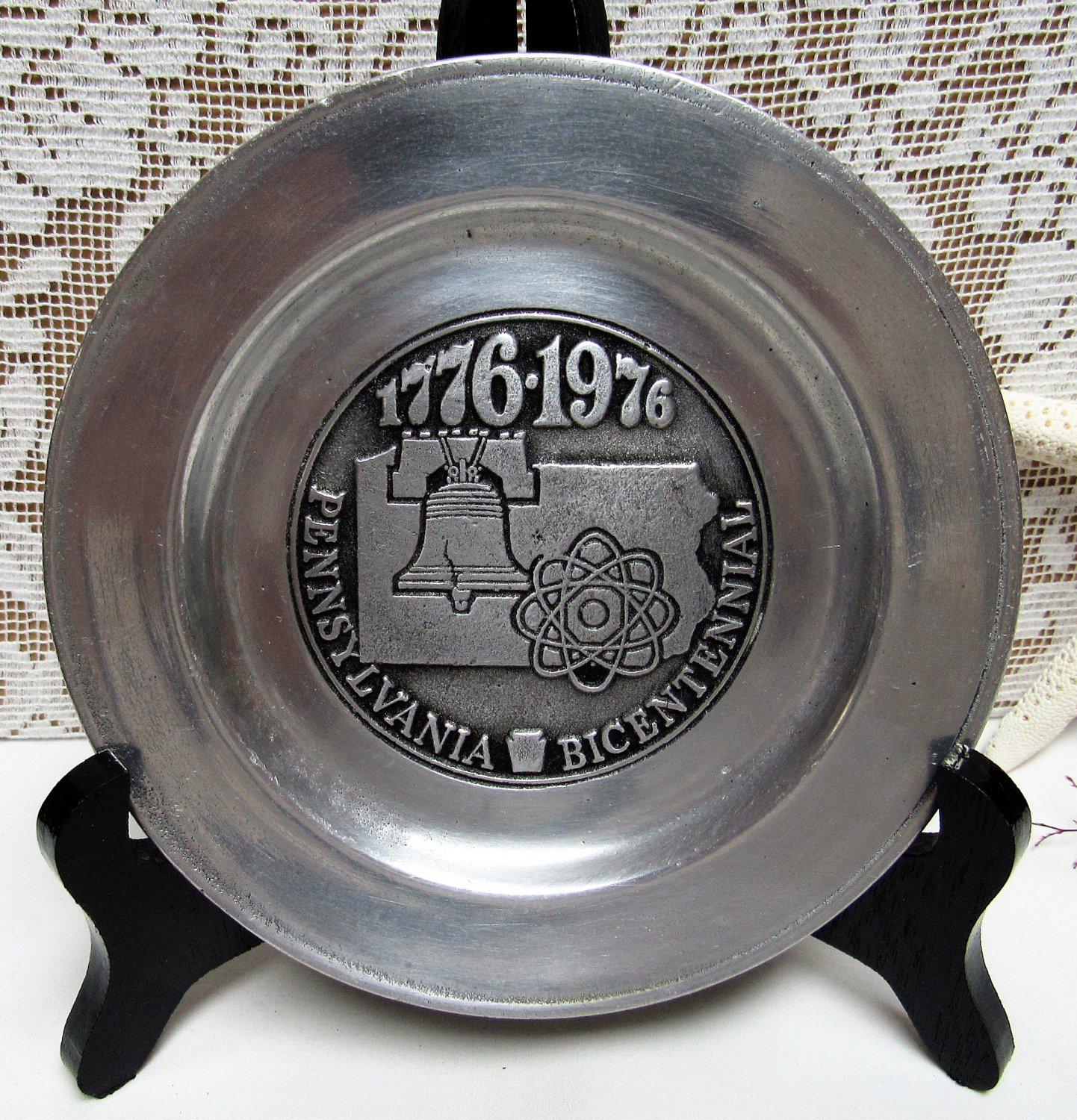 1991年 ヴィンテージ Wilton製　メタルプレート Vintage Metal WILTON PRODUCTS Pennsylvania BICENTENNIAL Pewter