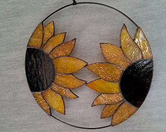 Sunflower. Stained glass suncatcher. Sunflower glass art, home décor. Floral ornament Flower stained glass gift for mom cute gift grandma