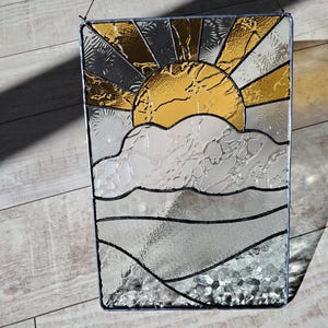 Gebrandschilderd glas zonnepaneel - Sunburst-kunstglas, zonsondergang- en zonsopgangpatroon, raamzonwering, regenboogmaker, zonvormig kristalglasornament