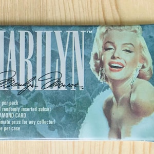 Vintage 1990&#39;s New in Factory Sealed Packs Marilyn Monroe Trading Cards