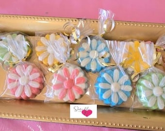 1 doz = flower theme oreos (12 treats)