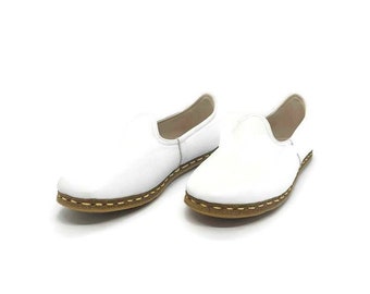 Woman's White Colour Leather Handmade shoes