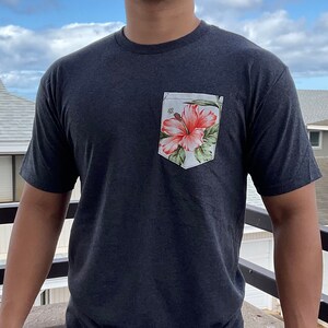 Made in Hawaii/ Orange Hawaiian Hibiscus Flower Aloha Shirt Pocket T-Shirt- Tolle Qualitäts T-Shirts