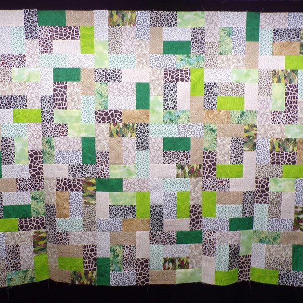 UNFINISHED quilt top | Quilt to finish | Jungle print quilt | Animal print quilt | Throw quilt | Green & Brown quilt to finish