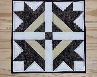 Glittering diamond star table quilt, Black & gold star quilted centerpiece, Geometric diamond quilt decoration
