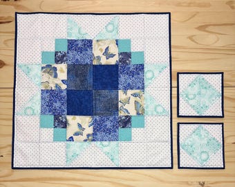 XL Maple star table quilt, Large star quilted topper, Blue & teal mini quilt with FREE mug rugs