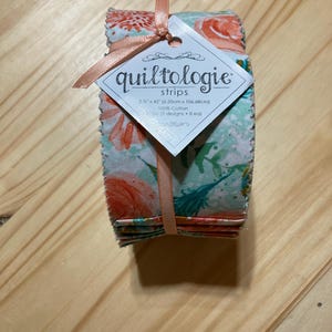 Jelly Roll bundle, Quiltologie, 40 piece jelly roll, 100% cotton jelly roll, Pre-cut jelly roll, 2-1/2” fabric strip, Peacock & floral print