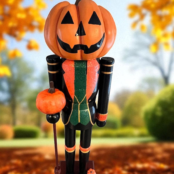 Cascanueces de Halloween pintado a mano: cabeza de calabaza, madera, 47 cm (18,5 pulgadas)