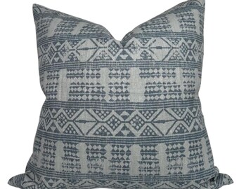 Addis Kissenbezug in Mist Blue, Designer Dekokissen, Peter Dunham Textiles