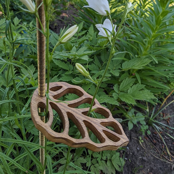 Flower holder / plant support made of wood "Leaf" for plant stick