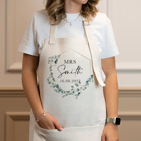 Personalised Wedding Apron - Personalised Mr & Mrs Aprons - Baking Gifts - Gifts For Her - Personalised Wedding Gift - Bride Gift