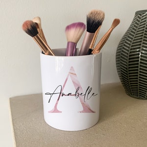 Porte-brosse de maquillage personnalisé - Porte-brosse de maquillage en marbre rose - Stylo personnalisé et pot à crayon - Pot de brosse de maquillage - Décor en marbre