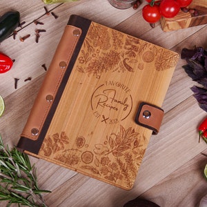 Personalized Recipe Book, Cherry Wood recipe binding, Gift for Parents, Gift for Mom, Recipe Journal, Cook book.