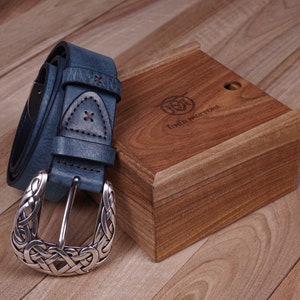 Westlichen Gürtel in Holz Geschenk-Box, Womens Ledergürtel, Vollkorn-Leder-Gürtel 10oz, breiten Ledergürtel, Geschenk für sie, Geschenke für Mama