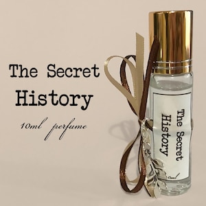 Le parfum Secret History, roll-on de 10 ml à base d'huile