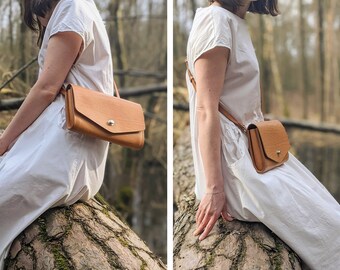 Women LEATHER CROSSBODY FLAP Bag, Thick Leather Classic Bag, Full Grain Leather, Tan Colour, 'Naturale Rustico' 27x16.5x5cm Back Belt Grip