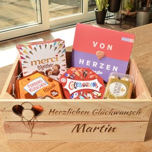 Holzkiste Personalisiert Luftballons mit Wunschtext - Gravierte Erinnerungskiste Geburtstag Geburtstagsgeschenk Geschenkidee Individuell