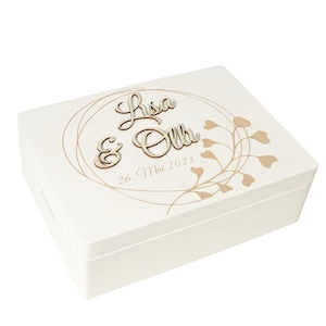 Holzbox Personalisiert zur Hochzeit Weiß 3D Schriftzug 40x30x14cm Erinnerungsbox Aufbewahrungsbox Brautpaargeschenke Hochzeitsgeschenk