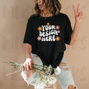 Gildan 5000 Mockup Gildan 5000 mockup Black Gildan Mockup Aesthetic Mockup Model Mockup Mock ups Oversized mock ups Black t shirt mock up