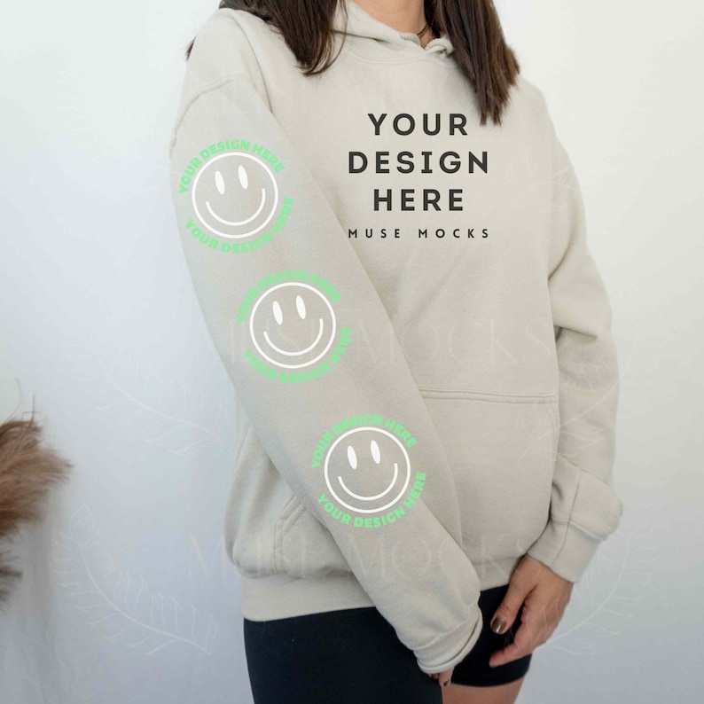 18500 sand sleeve mockup