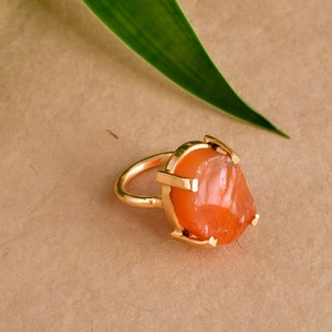 Roter Karneol Ring, 18K Vergoldeter Ring, Echter Stein Ring, Geburtstagsgeschenk für Frauen, Uncut Stein Ring, 18K Vergoldeter Ring, Geschenk