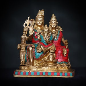 Brass Shiv Parivaar Idol | Handmade Shiva Parvati Ganesha Statue | Hindu God Sculpture for Pooja Room, Home Temple & Spiritual Decor Gift