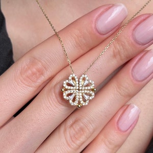 Magnetic Clover Heart Necklace: 14K Gold Plated Lucky Jewelry