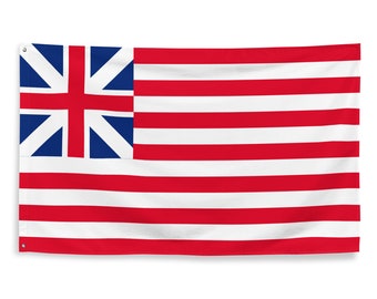 Pode incluir: Uma bandeira vermelha, branca e azul com 13 faixas horizontais e um cantão azul com uma Union Jack. A bandeira é conhecida como a Grand Union Flag ou as Cores Continentais.