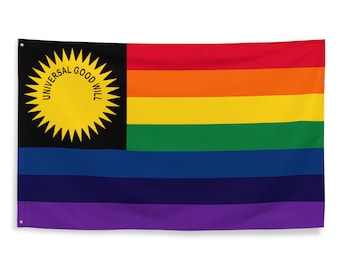 Pode incluir: Uma bandeira do orgulho arco-íris com uma faixa preta no lado esquerdo e um sol amarelo com as palavras "Universal Good Will" em um círculo ao redor.