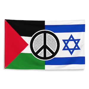 Puede incluir: Una bandera con la bandera palestina a la izquierda y la bandera israelí a la derecha. Un símbolo de paz se encuentra en el centro de la bandera.