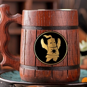 Praise The Sun Knight Mug Gamer Gift For Him Beer Stein Custom Wooden Beer Mug Custom Beer Tankard Gift for Husband Mug Geek Gift for Gamer