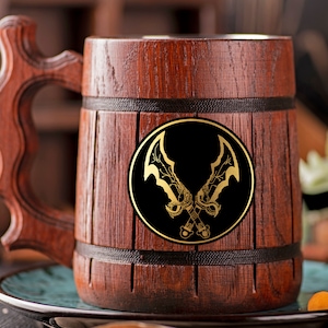 Blades of Chaos Mug God of War Kratos Gamer Gift GoW Ragnarok Personalized Gift For Him Wooden Beer Mug Beer Stein Tankard Gift for Gamer