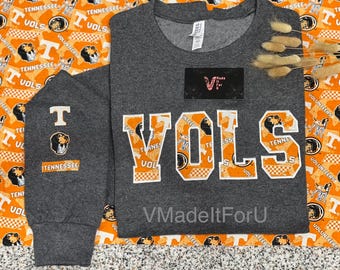 Embroidered Tennessee Vols Sweatshirt: Retro UT Volunteers Crewneck