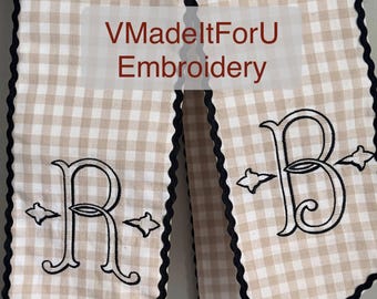 Embroidered Monogram Wreath Sash, Chic Gingham Door Decor, Cotton Fabric Accent